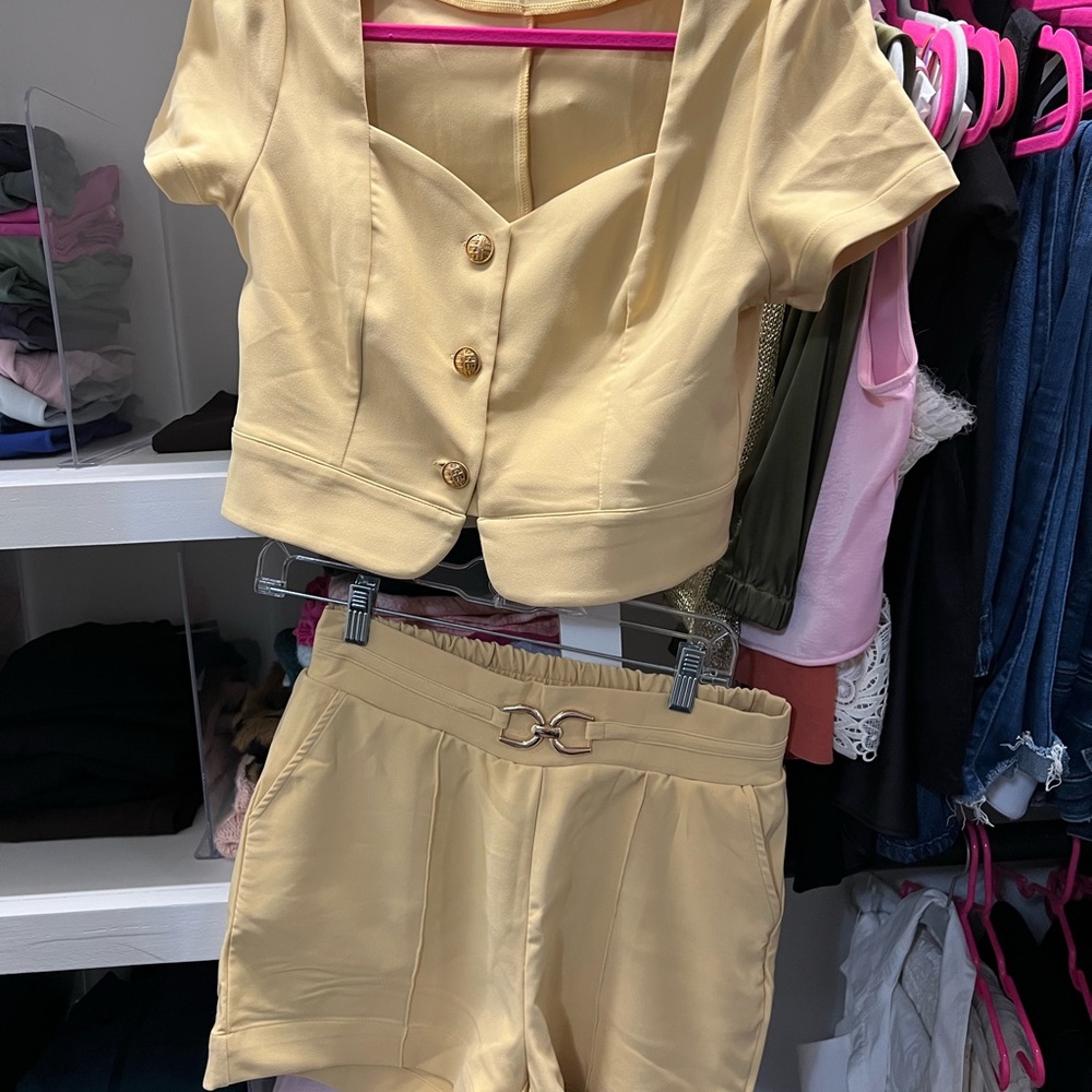 SHEIN High Waist Shorts and Top Set - Cream